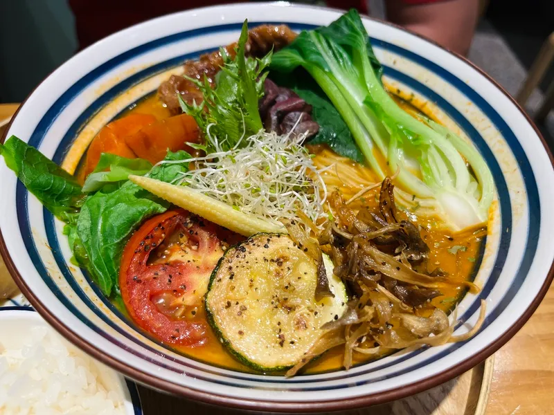 番茄時蔬濃湯拉麵